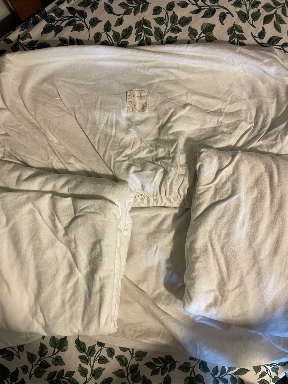 Burt's Bees Baby White Fitted Crib Sheet Set